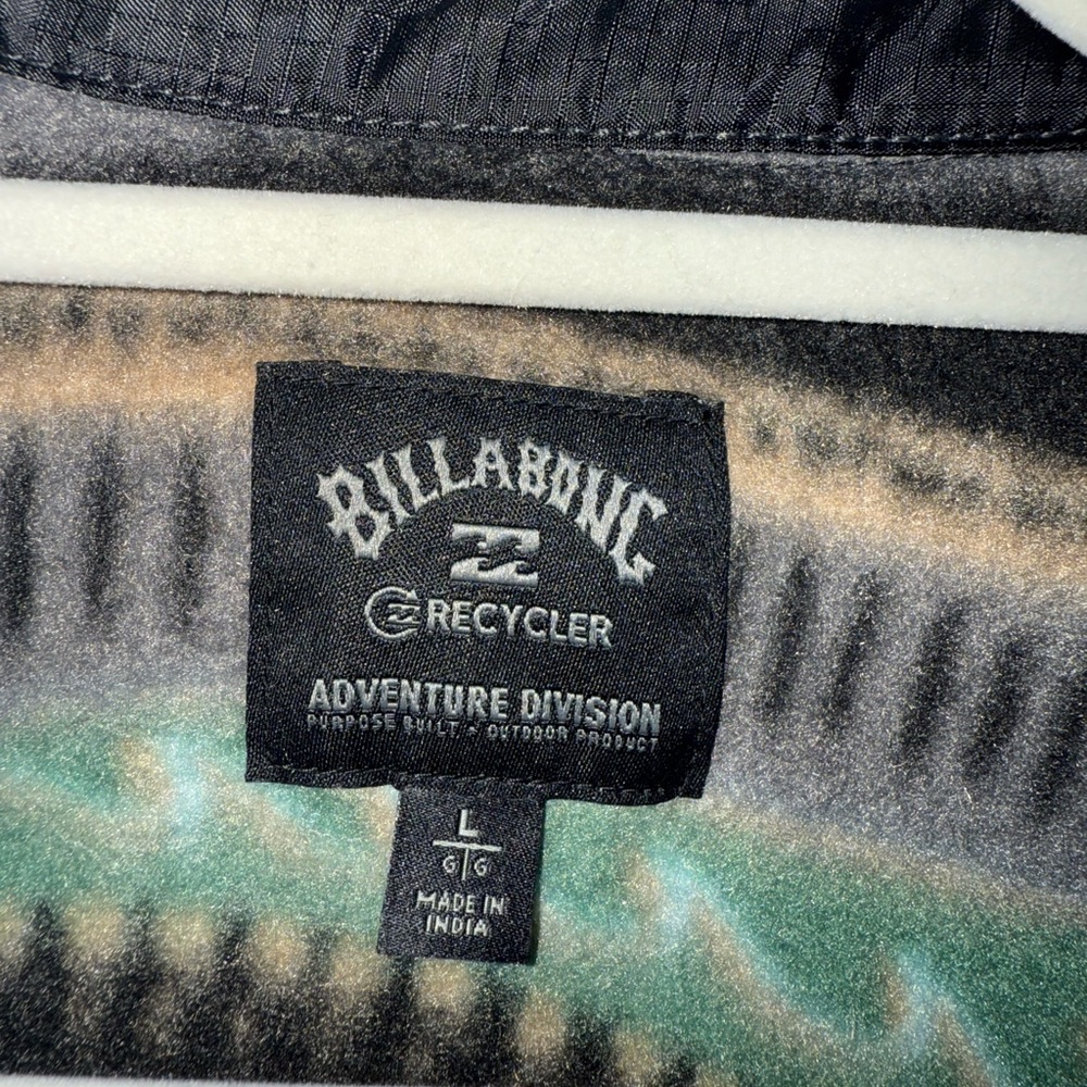 Billabong Button-Up Jacket (Never Worn) - image 2